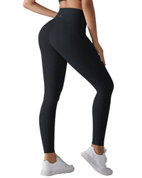 Woman wearing ORU Everyday Leggings with seamless, high-waist, breathable gym design