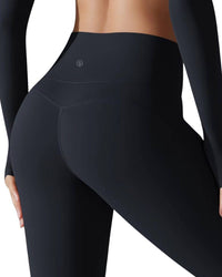 Black ORU Everyday Leggings with high-waist compression and seamless, breathable, quick-dry fabric